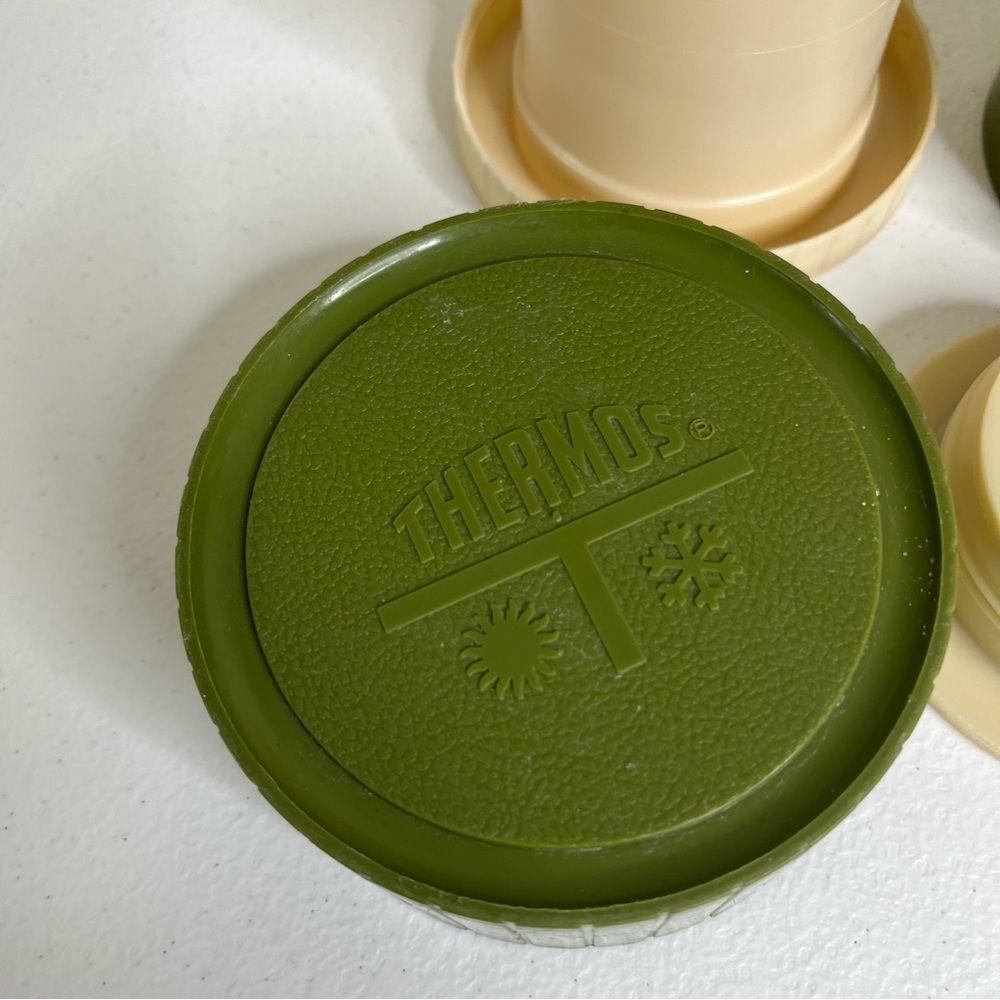 Vintage Thermos Avocado Green Pint Size Model 7202 Stopper Cup Filler King Seely - Picture 6 of 11
